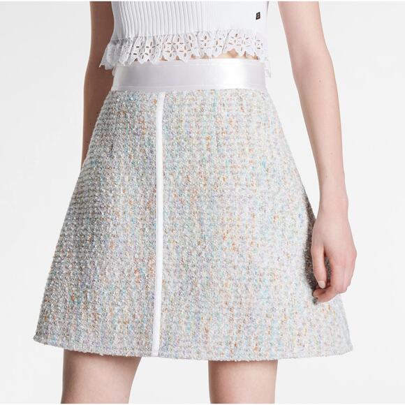 Louis Vuitton (2023 Summer RUNWAY) Tweed Stardust Skirt - Picture 7 of 10